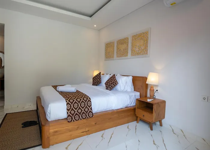 Hitangkara Villa *